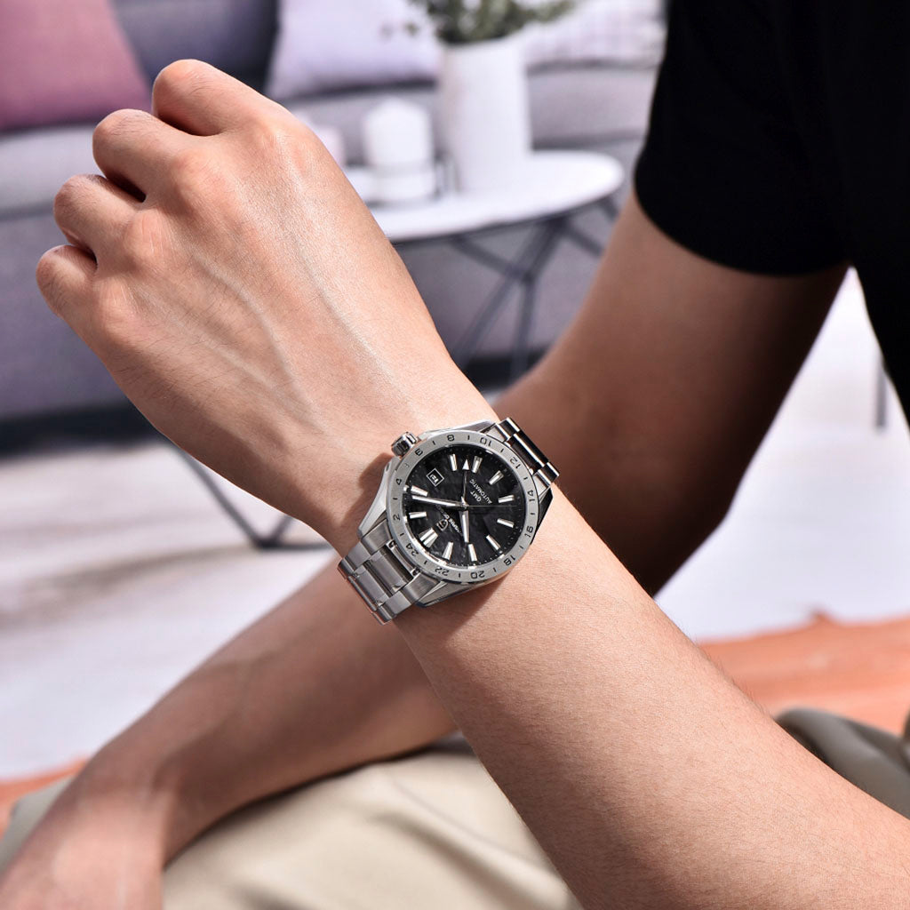 Pagani Design Seeker Black